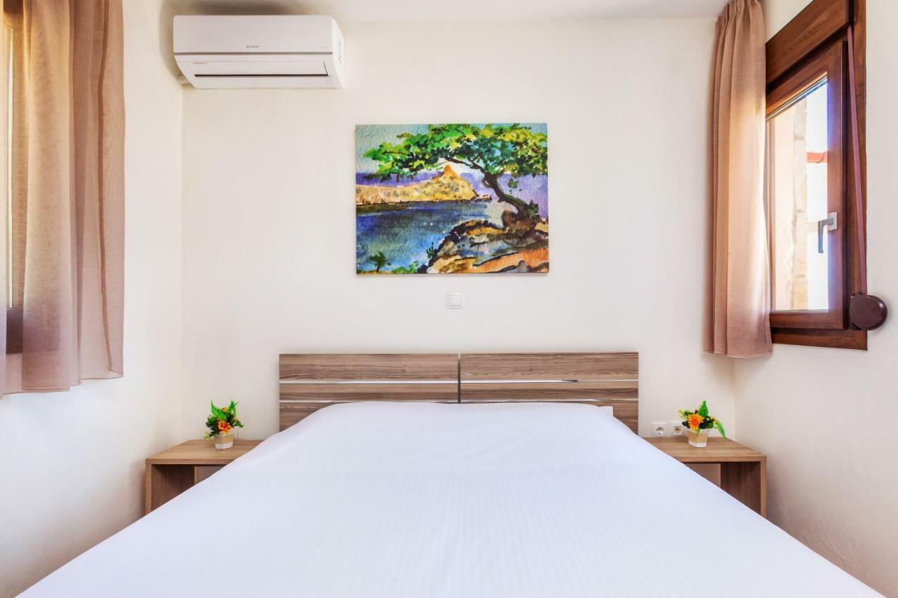 Sunset Villas ポッシディ エクステリア 写真